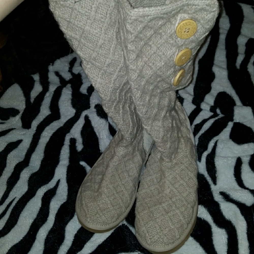 Foldover UGG boots
